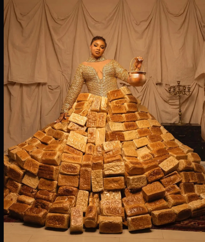 Why I Wore a Dress Made of 500 Loaves of Bread to AMVCA – BBNaija’s Queen
