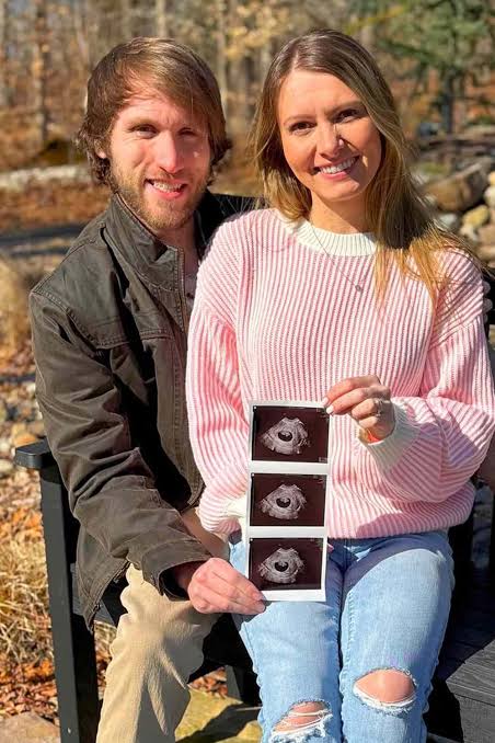 YouTube Couple Terminate Pregnancy Following Down Syndrome Diagnosis
