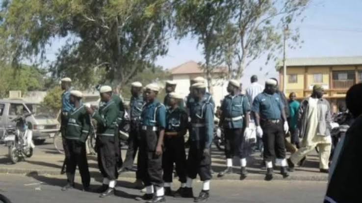Hisbah Prohibits Movie Downloads on Phones in Kano